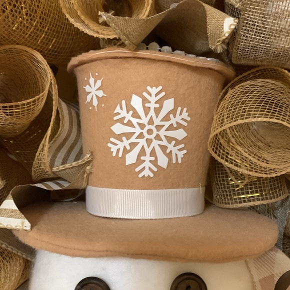 NWT Custom Designed Champagne Snowman Wreath - Picture 3 of 5